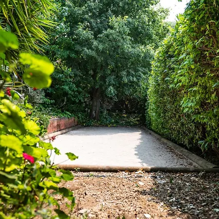 Maison 10 Pers, Jardin, Piscine, Petanque *
